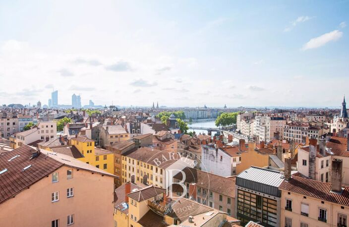Lyon 1 - Jardin des Plantes - Studio de 25,97 m² - Vue Fourvière - Balcon — photo 3