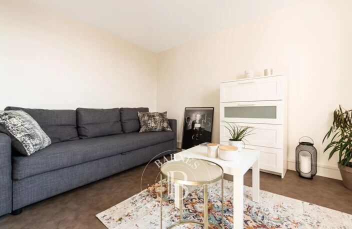 Lyon 1 - Jardin des Plantes - Studio de 25,97 m² - Vue Fourvière - Balcon — photo 4