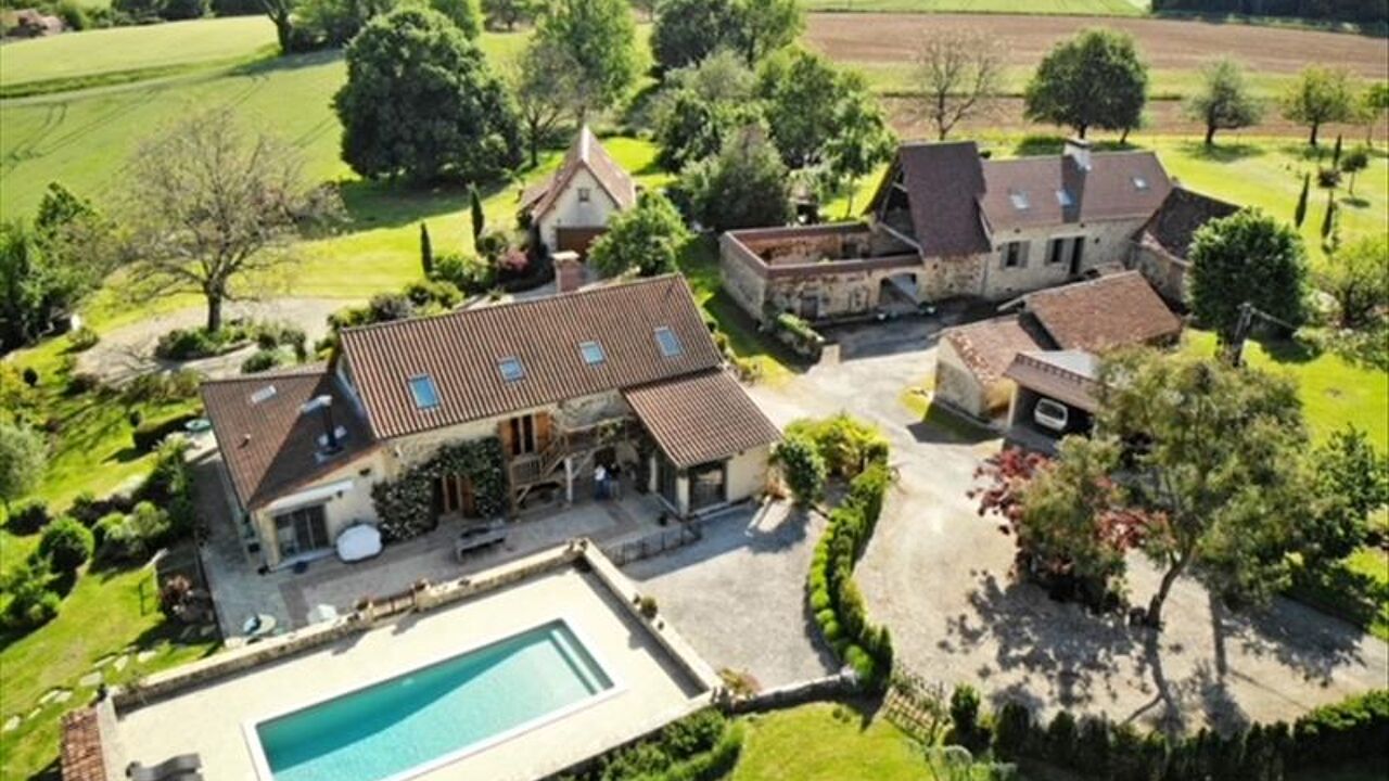 maison 13 pièces 400 m2 à vendre à Saint-Sulpice-d'Excideuil (24800)