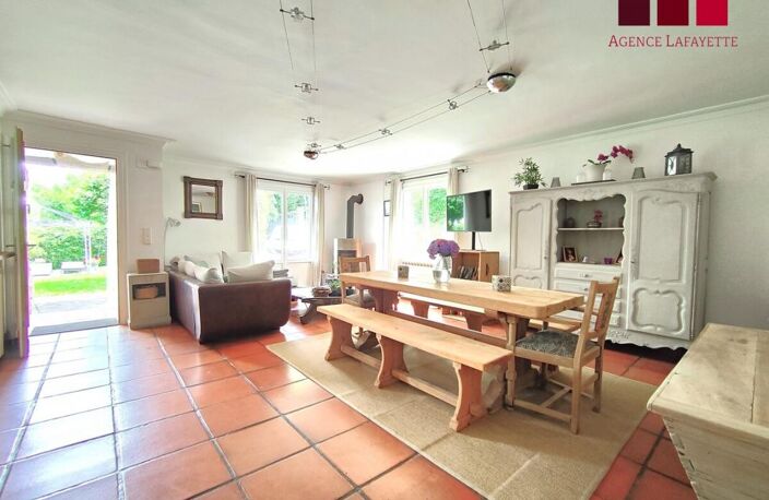 SOCOA -URRUGNE- T5 REZ DE JARDIN - 4 CHBRES - GARAGE — photo 4