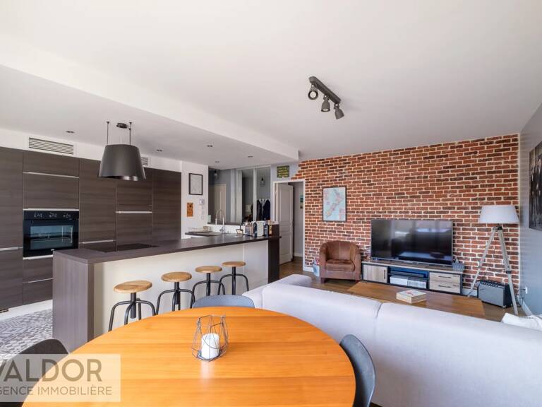 T3 avec terrasse et garage. — photo 1