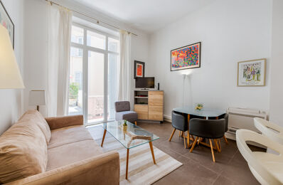 location de vacances appartement 900 € / mois à proximité de Grasse (06130)