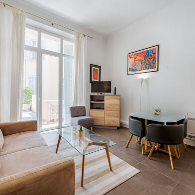 Appartement 2 pièces 900 €