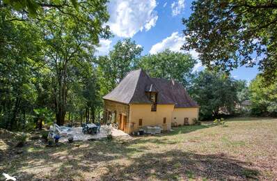 Maison en pierre de 6 pièces principales — photo du bien