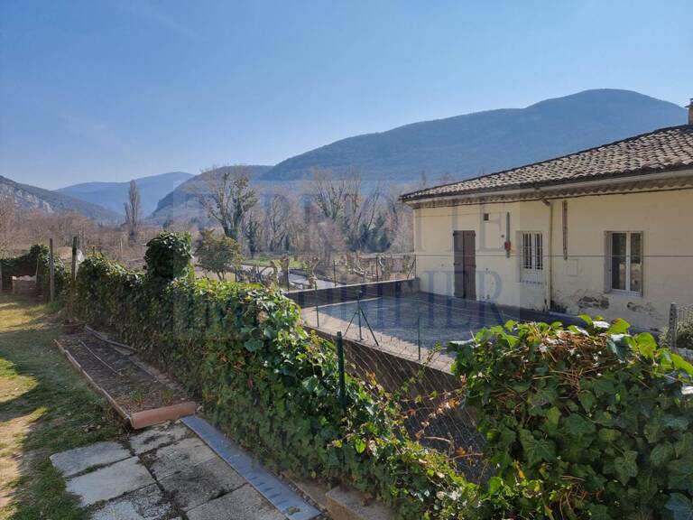 Maison 15 pièces 387 m² — photo 1