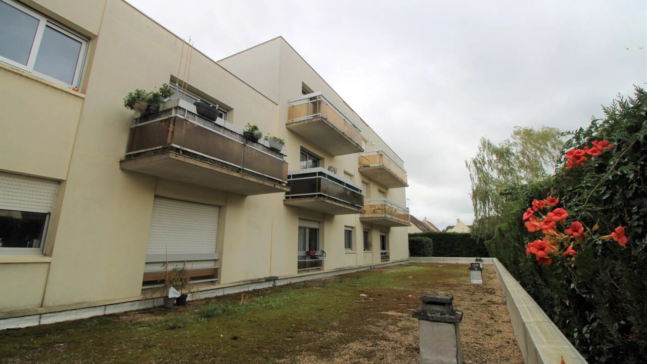 appartement 2 pièces 49 m2 à Pontault-Combault (77340)