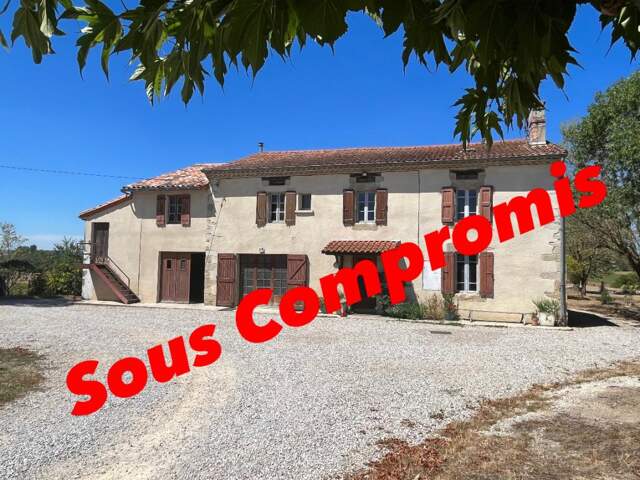 Ferme T7 en pierre - Magnifique vue - Calme - Rare — photo du bien