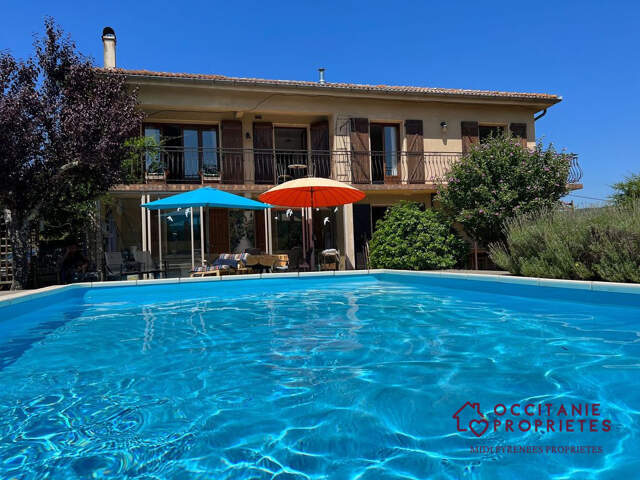 BELLE VILLA AVEC PISCINE — photo du bien