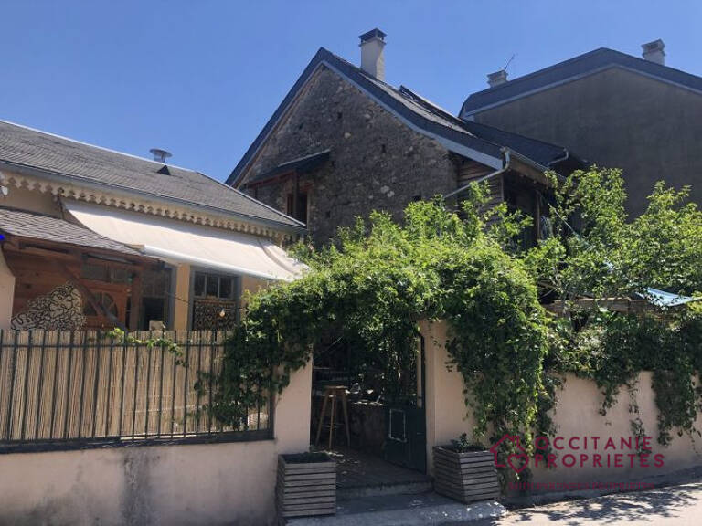 Maison de village et commerce — photo 1