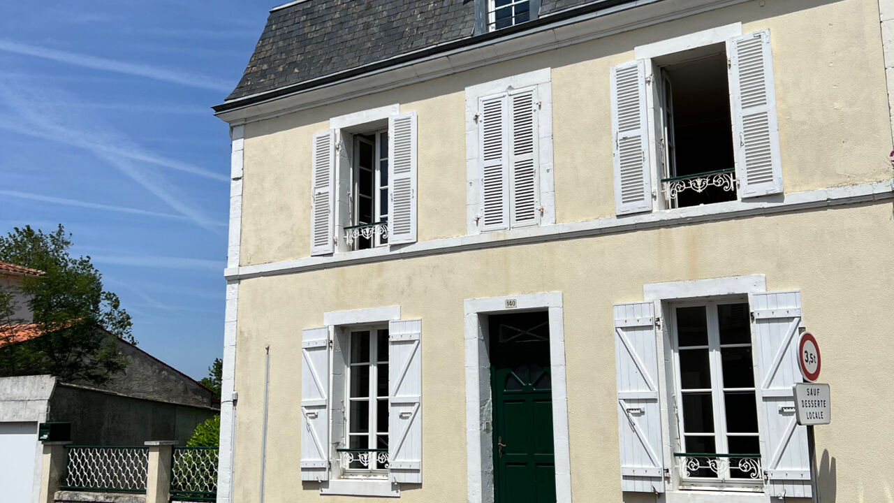 maison 5 pièces 124 m2 à vendre à Sainte-Hermine (85210)