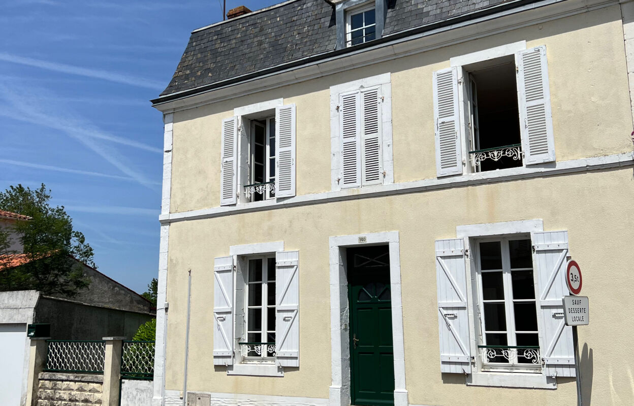 maison 5 pièces 124 m2 à vendre à Sainte-Hermine (85210)