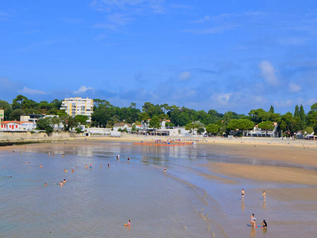 ST PALAIS SUR MER PLAGE DE NAUZAN VILLA AVEC TERRASSE 1er LI — photo du bien