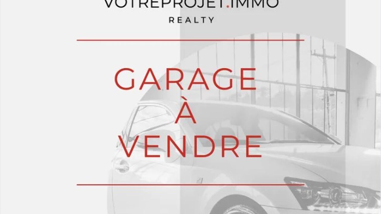 garage  pièces 15 m2 à Nice (06100)