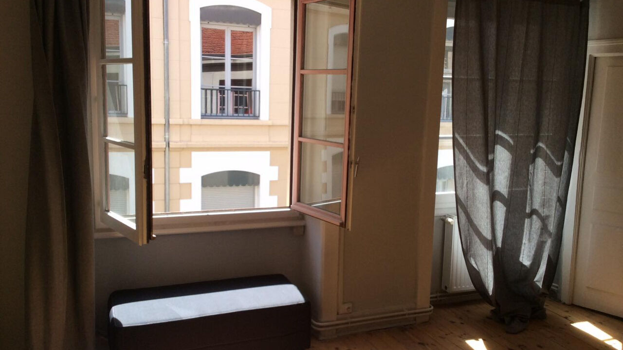 appartement 3 pièces 75 m2 à louer à Saint-Étienne (42000)