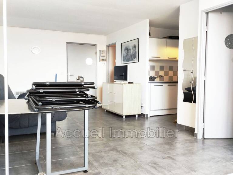 P2 au 1er étage en excellent état, vendu meublé, avec loggia r — photo 1