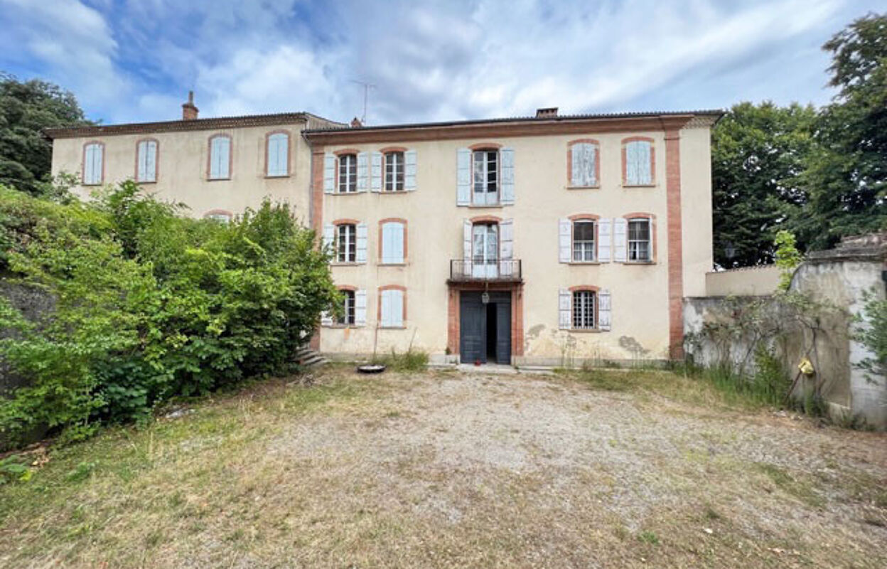 maison 25 pièces 1300 m2 à vendre à Pamiers (09100)