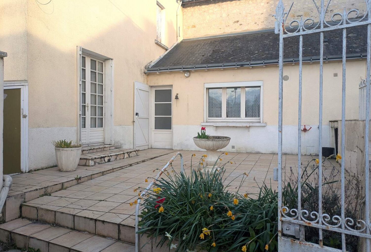 Vente maison 5 pièces 97 m² Sainte-Maure-de-Touraine (37800) — photo 1