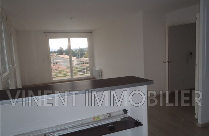 location appartement 3 Pièce(s) — photo 2
