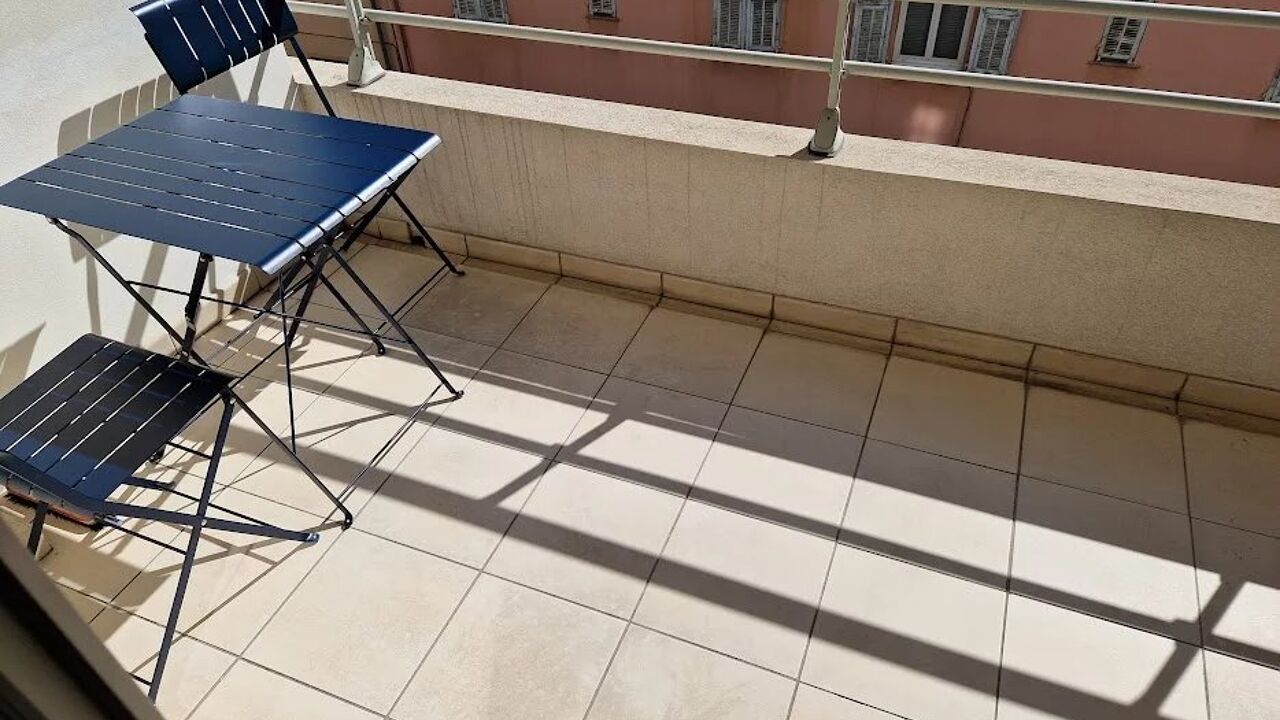 appartement 2 pièces 29 m2 à louer à Nice (06000)