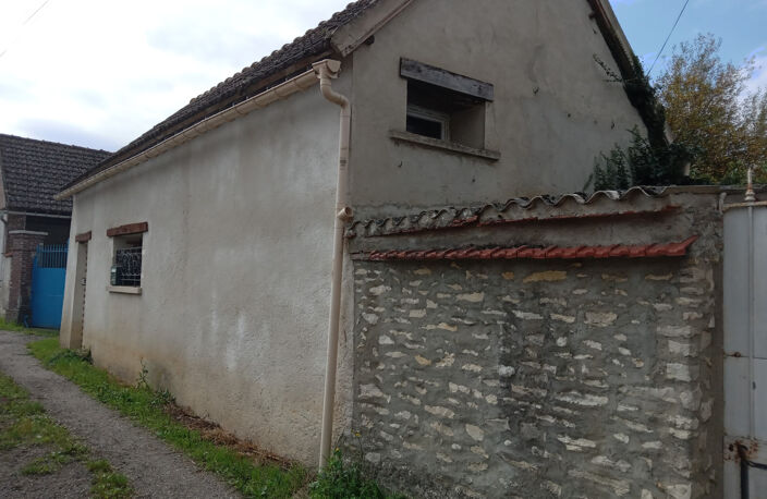 CENTRE VILLE EZY MAISON ANCIENNE A RAFRAICHIR — photo 2