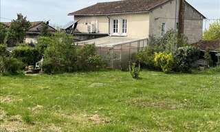 Maison 8 Pièces 192 m² à vendre à Saint-Martin-le-Pin (24300)