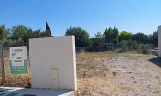 Terrain  323 m² à vendre à L'Isle-sur-la-Sorgue (84800)