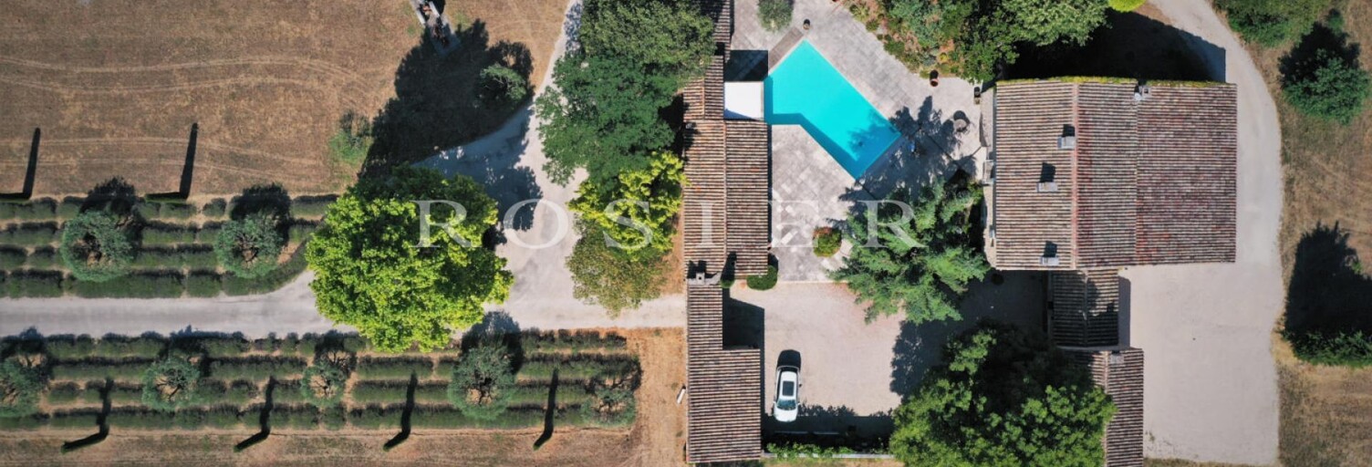 Maison  250 m² à vendre à Gordes (84220)