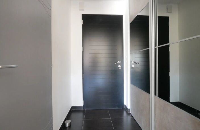 Maison plain-pied, 3 chambres, garage et jardin — photo 4