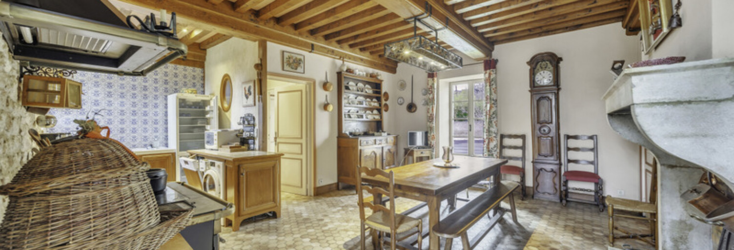 Maison 8 Pièces 265 m² à vendre à Mercurey (71640)