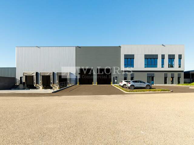 LOCAL D'ACTIVITE - ATELIER à LOUER — photo du bien