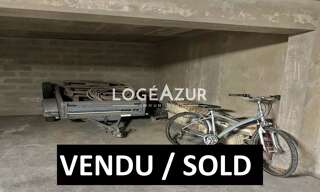 Garage  9 m² à vendre à Vallauris (06220)