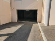 Lot comprenant un  garage et un Parking, sur l'avenue Jules Grec à  Antibes — photo 2