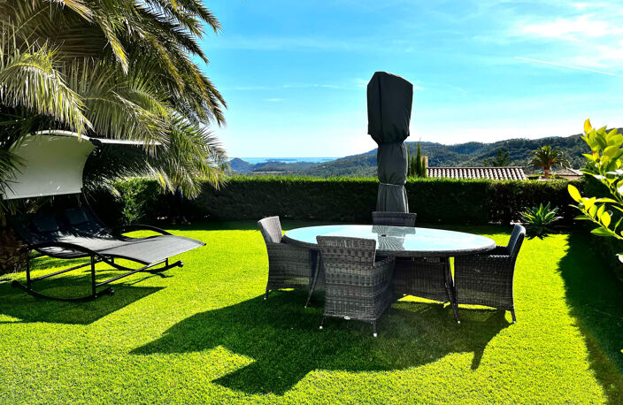 LIMITE MANDELIEU VILLE T4/T5 DE 150M2 VUE MER PANORAMIQUE JA — photo 5