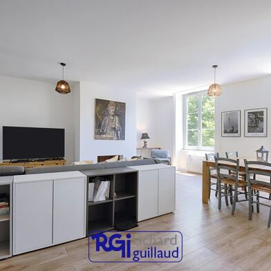 Appartement 5 pièces 230000 €