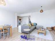 APPARTEMENT T4 RENOVE -  3 CHAMBRES -  2 SDB -130m² — photo 2
