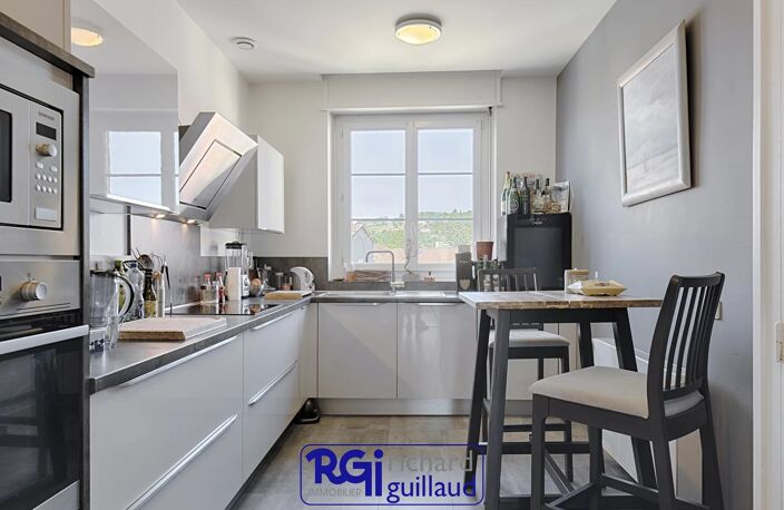 APPARTEMENT T4 RENOVE -  3 CHAMBRES -  2 SDB -130m² — photo 4