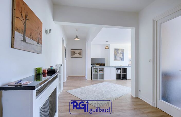 APPARTEMENT T4 RENOVE -  3 CHAMBRES -  2 SDB -130m² — photo 5