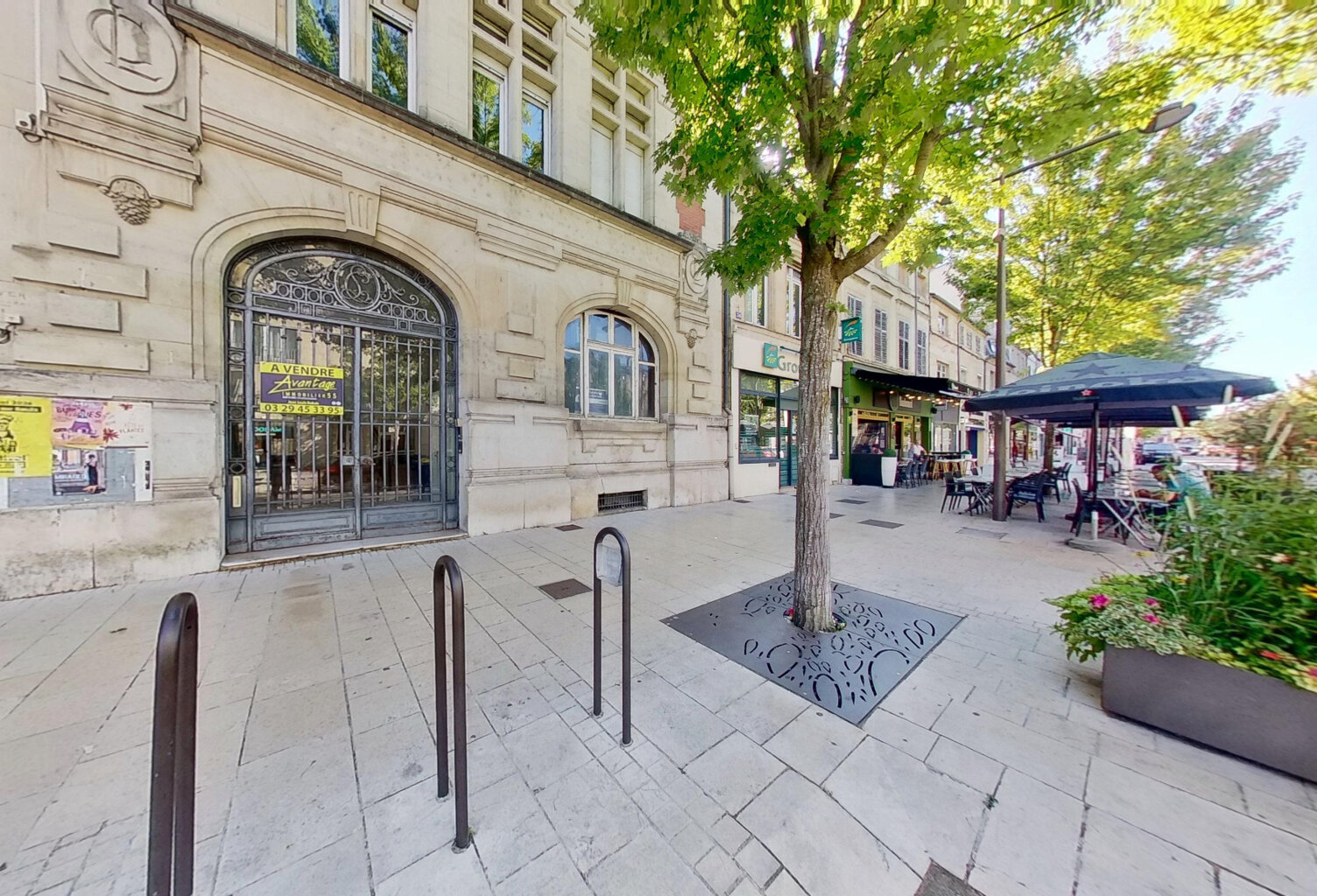 LOCAL PROFESSIONNEL ET COMMERCIAL  'FAIRE OFFRE !!!' — photo 1