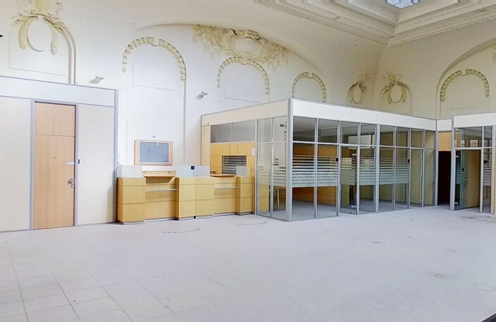 LOCAL PROFESSIONNEL ET COMMERCIAL  'FAIRE OFFRE !!!' — photo 4