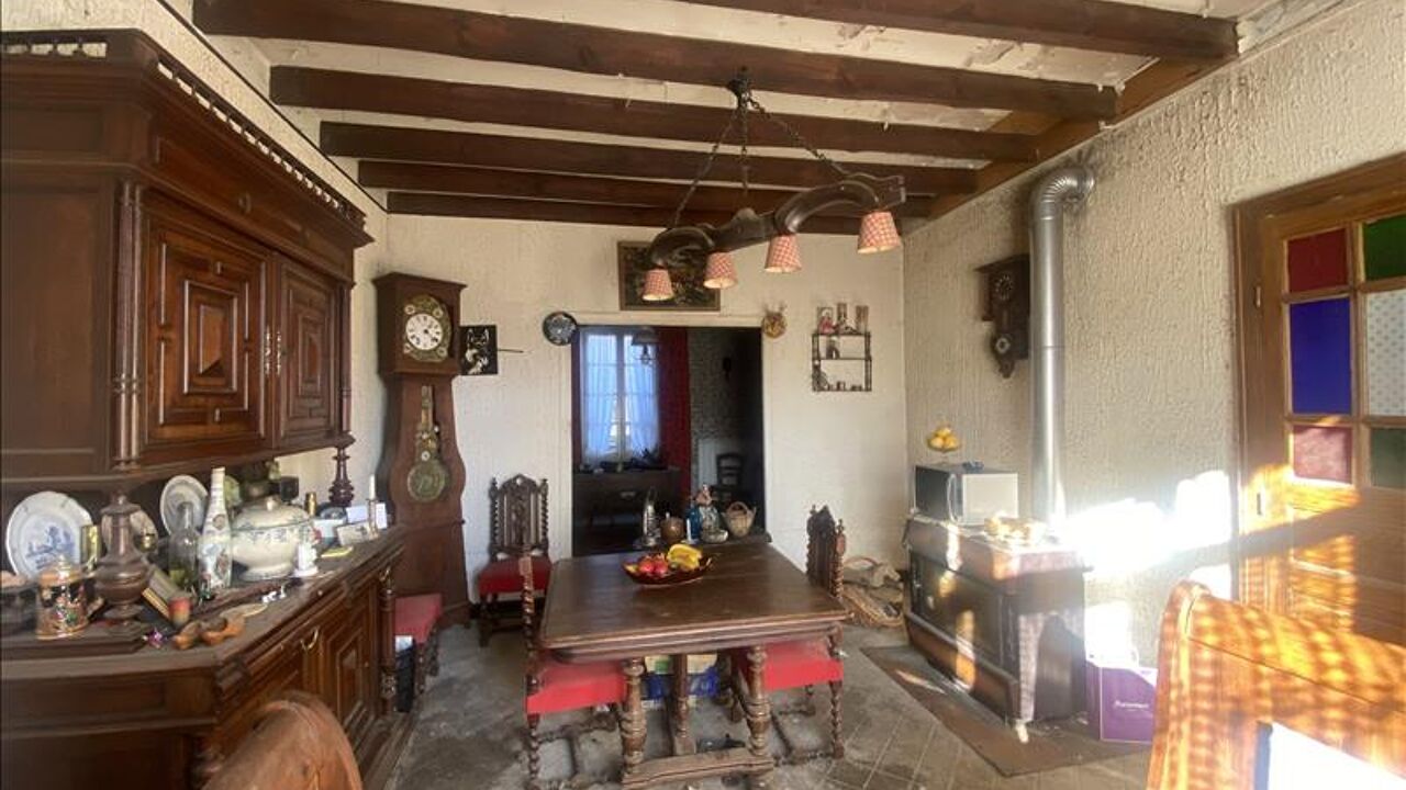 maison 7 pièces 221 m2 à vendre à Montaigut-le-Blanc (23320)