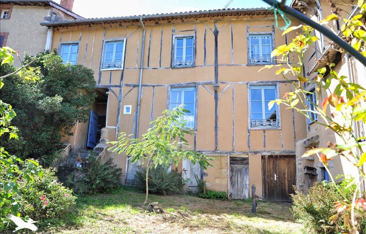 maison 8 pièces 260 m2 à vendre à Confolens (16500)