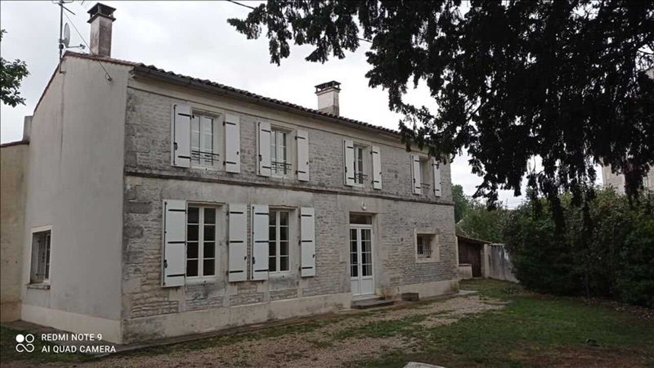 maison 3 pièces 110 m2 à vendre à Matha (17160)