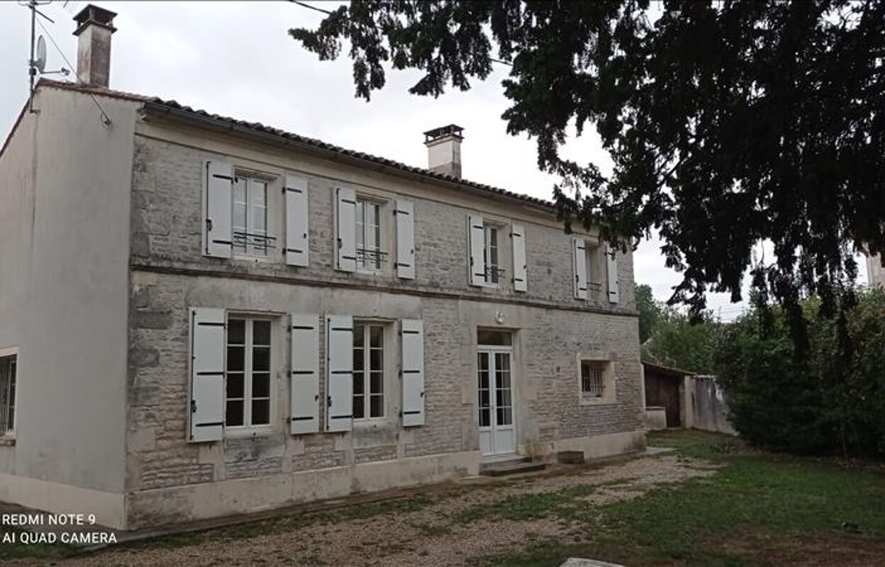 maison 3 pièces 110 m2 à vendre à Matha (17160)