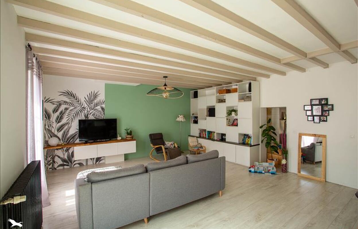 maison 5 pièces 190 m2 à vendre à Sauveterre-de-Guyenne (33540)