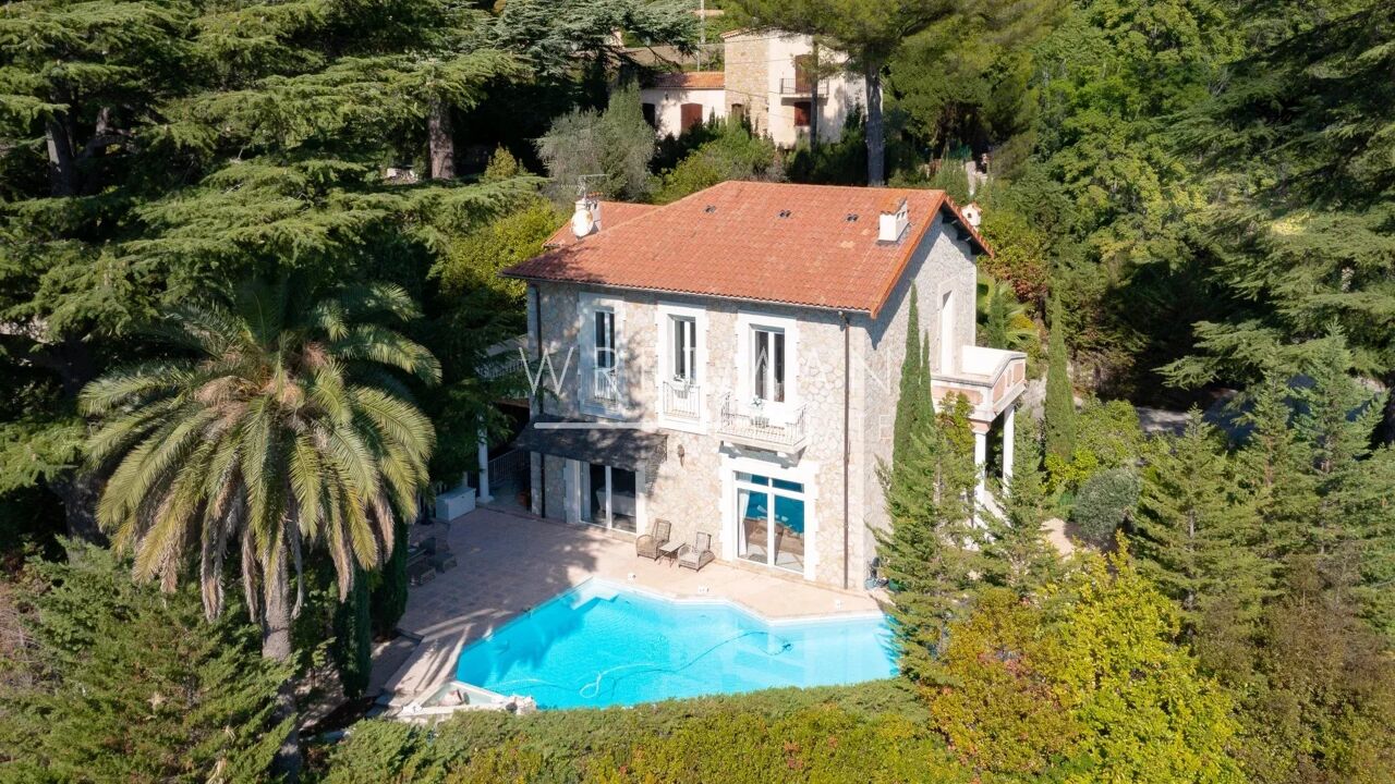 maison 9 pièces 548 m2 à vendre à Grasse (06130)