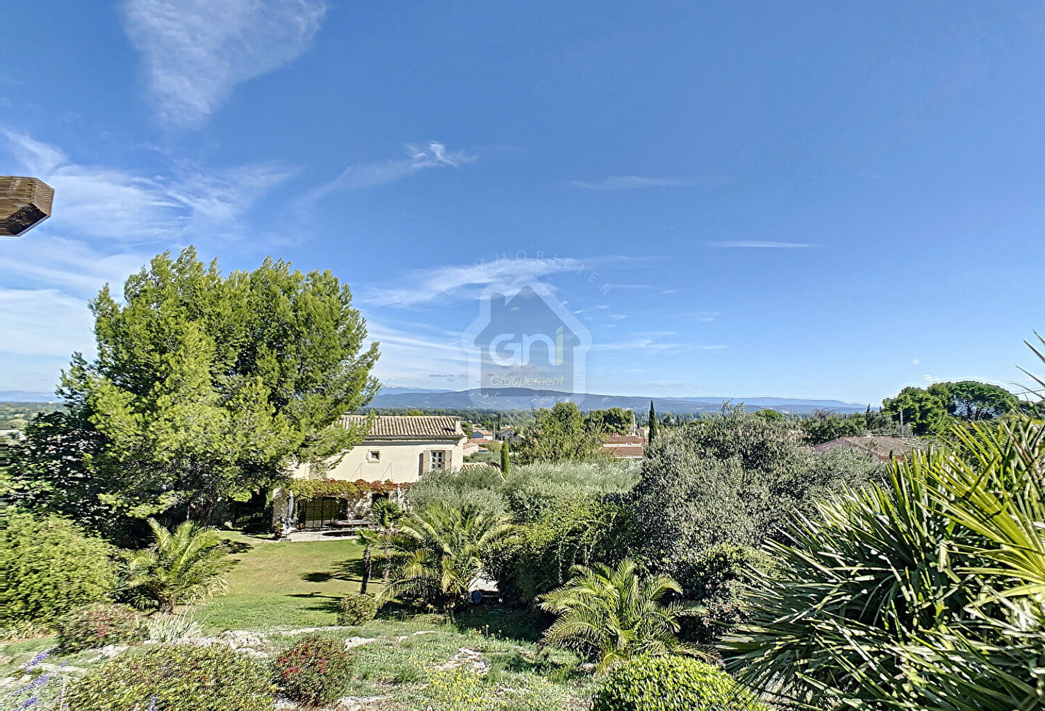 Cavaillon - St Jacques - Mas 8 pièce(s) 240 m2 - terrain 2100... — photo 1