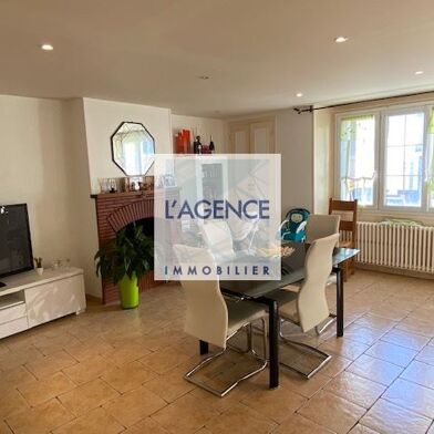 Maison 7 pièces 205 m²