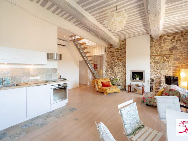 Appartement 5 pièces à Pierrefeu-du-Var — photo du bien