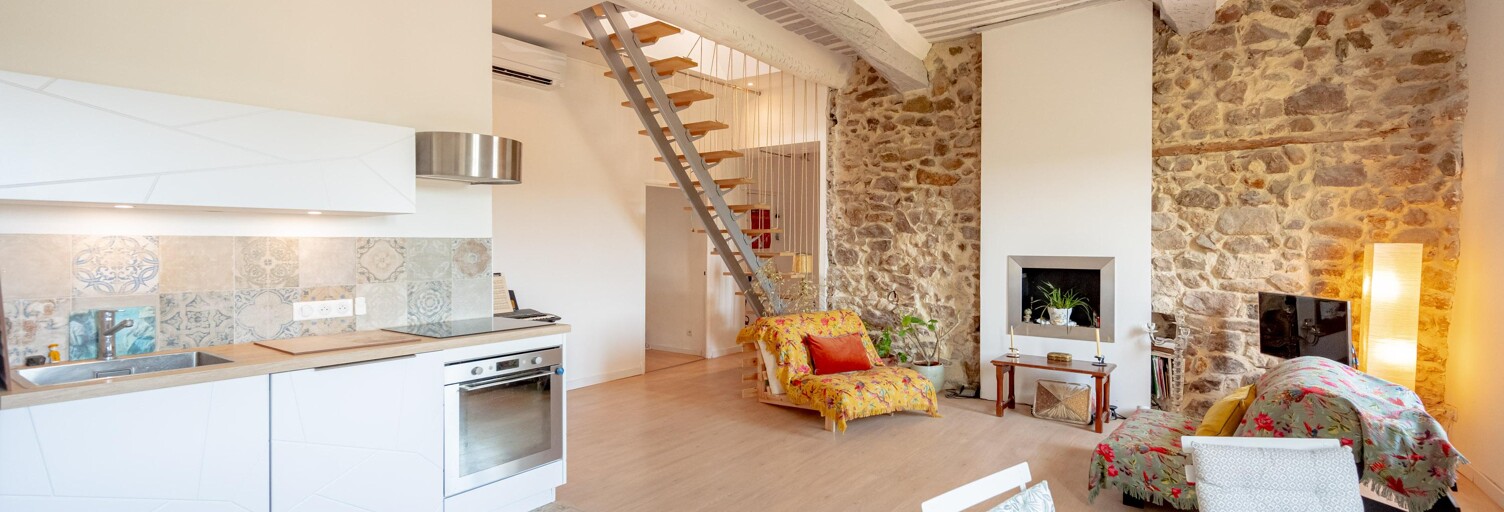 Appartement 5 Pièces  m² à vendre à Pierrefeu-du-Var (83390)