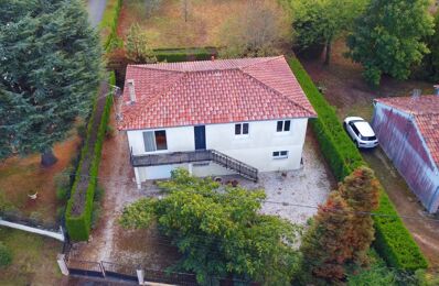 vente maison 161 000 € à proximité de La Rochefoucauld-en-Angoumois (16110)